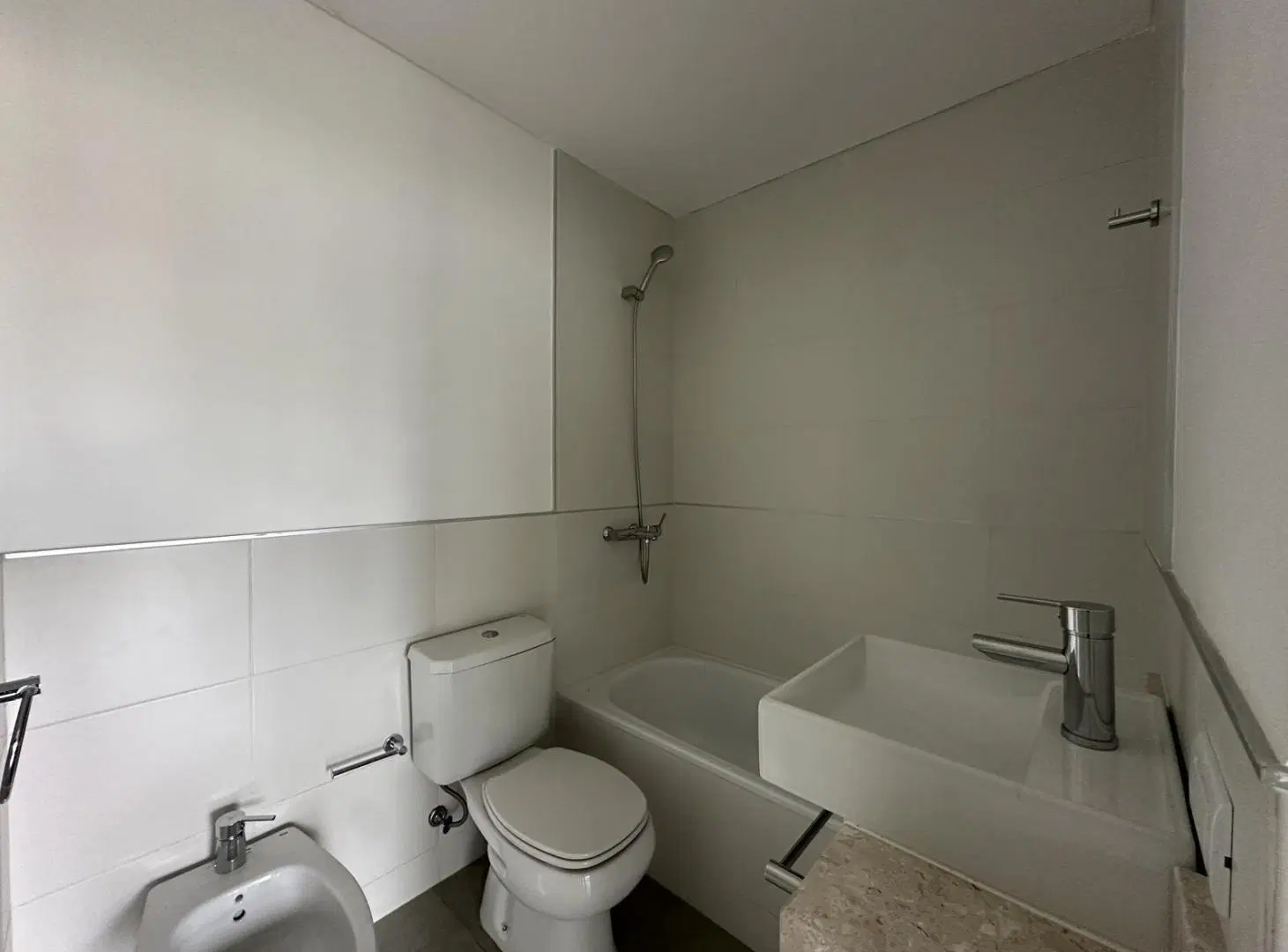 Departamento Monoambiente en Venezuela al 4000 3