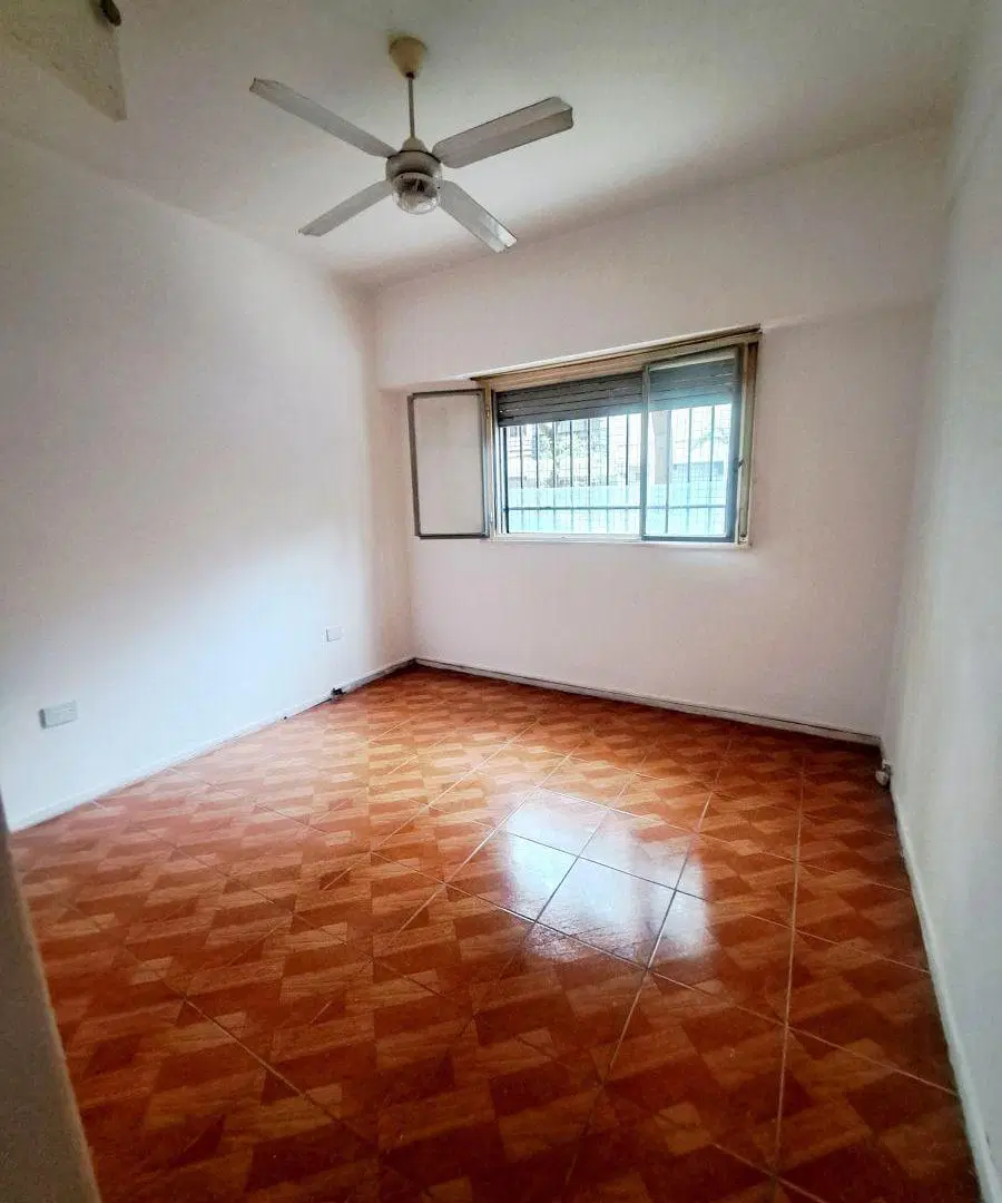 DEPARTAMENTO DE 3 AMBIENTES EN COLEGIALES 4