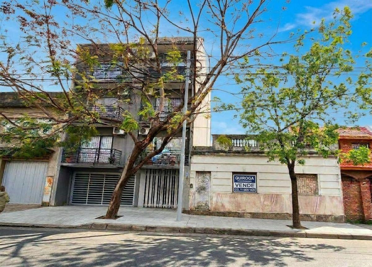 Foto de EXCLUSIVO LOTE EN VENTA– Manuela Pedraza al 4900, imagen 3