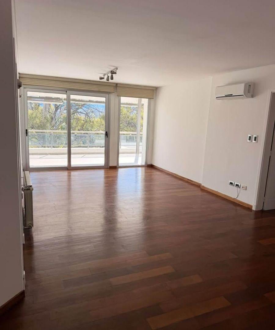 Foto de Alquiler departamento premium 3 dorm. 195 m2 en Casonas del Golf, Villa, imagen 2