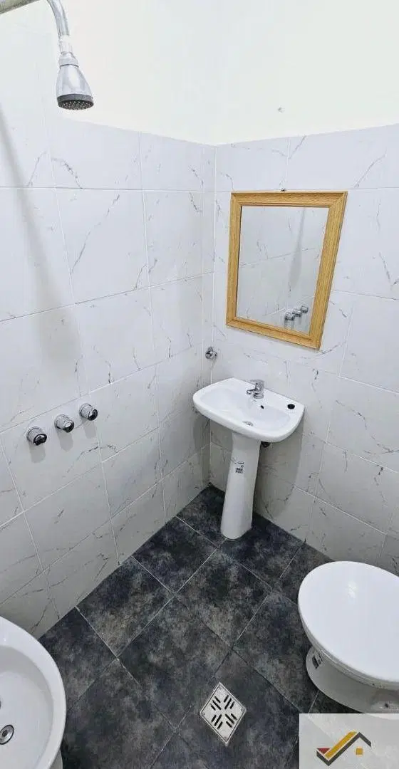 Casa 3 Ambientes con Terraza en alquiler en Liniers 4