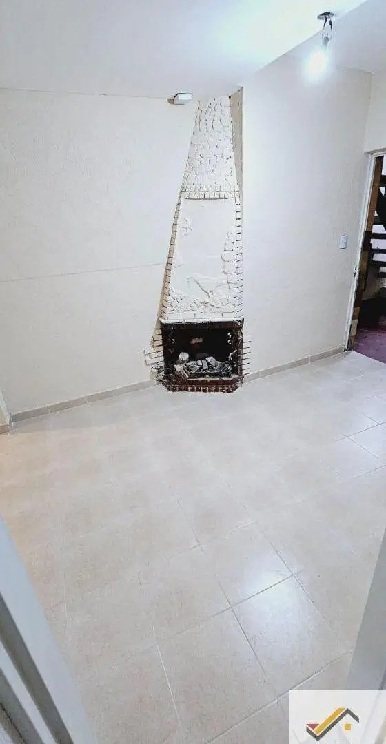 Casa 3 Ambientes con Terraza en alquiler en Liniers 5