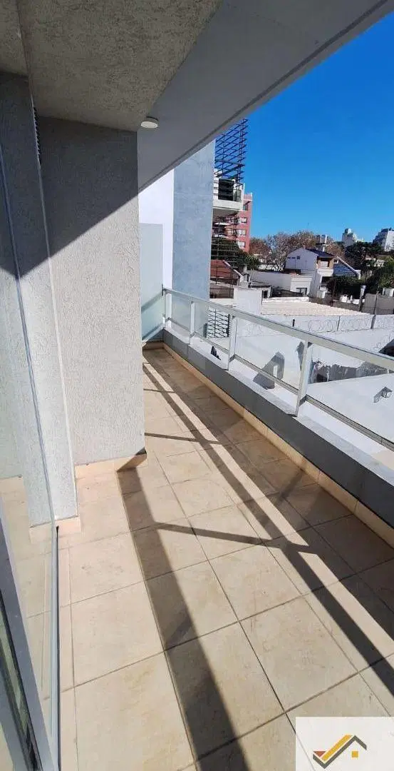 Departamento en alquiler en Parque Avellaneda 2