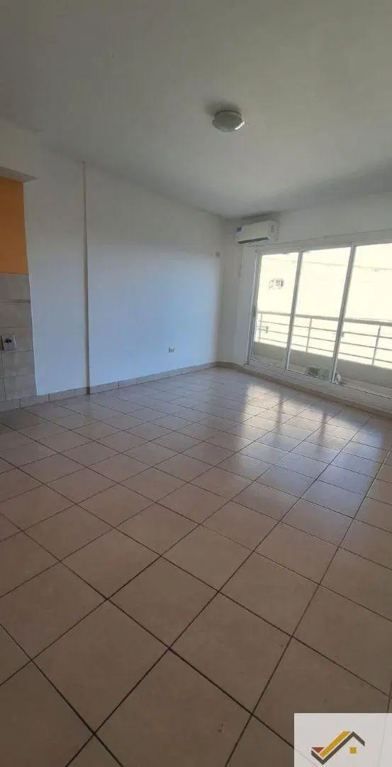Departamento en alquiler en Liniers 3