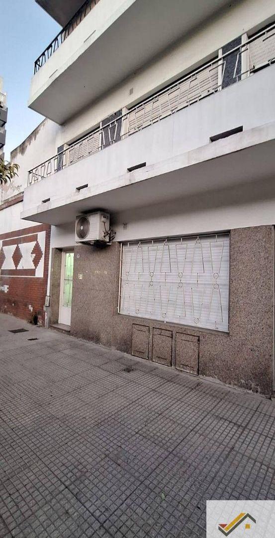 Foto de PH en venta en Mataderos, imagen 1