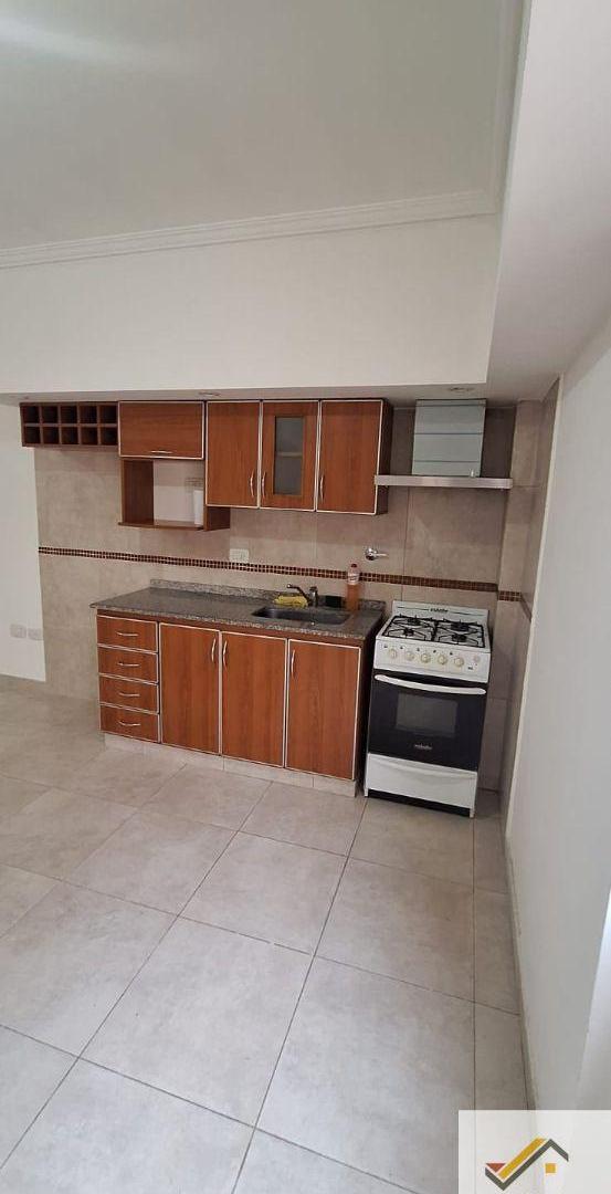 Foto de PH en alquiler en Villa Luro, imagen 3