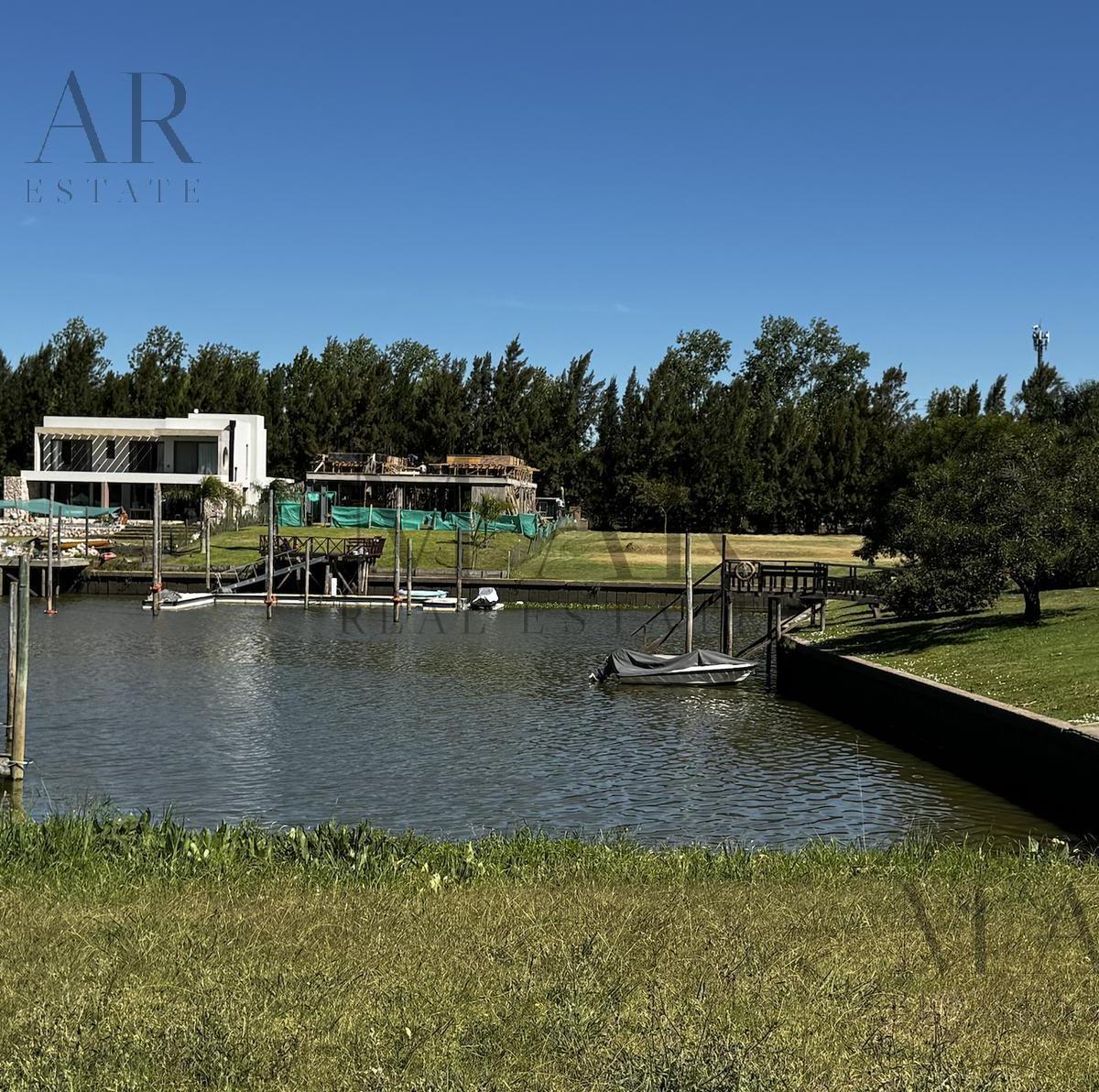 Casa en Venta con Salida Al Río Luján, Barrio San Juan, Villanueva 5