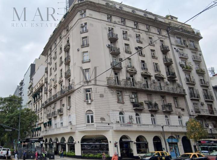 Oficina en alquiler y venta.  Av. Córdoba y Carlos Pellegrini 1