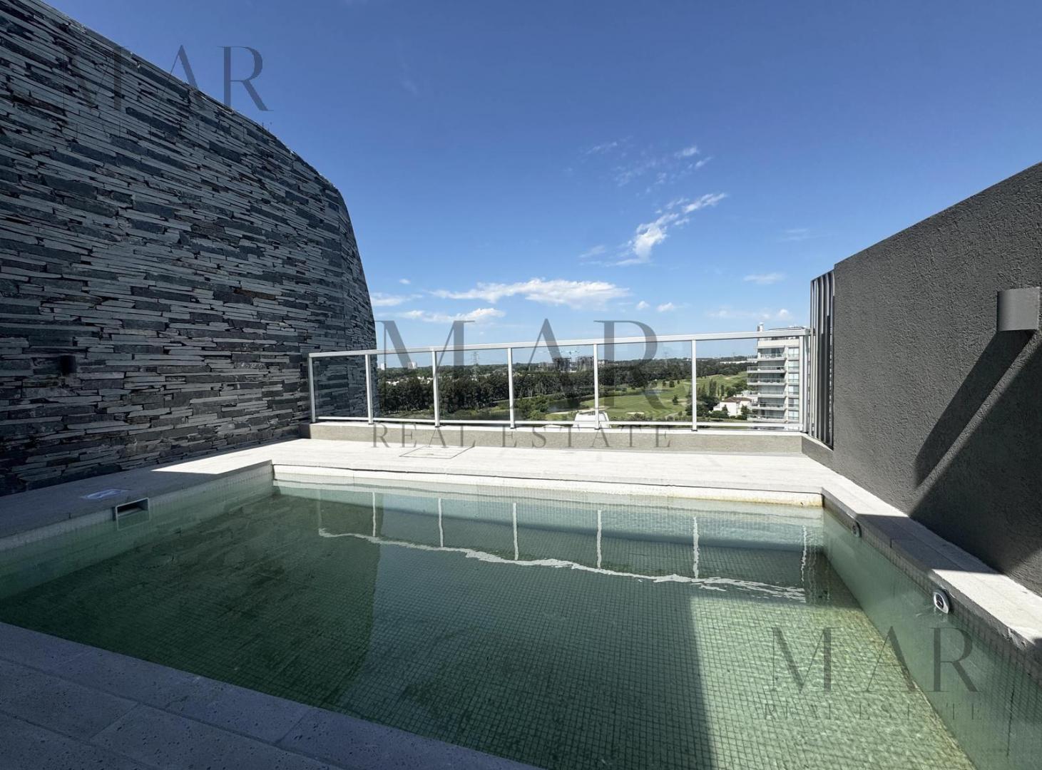 Penhouse en Venta en El Yoo, Nordelta , piscina privada con vista al golf y laguna. 2 Dorm en suite