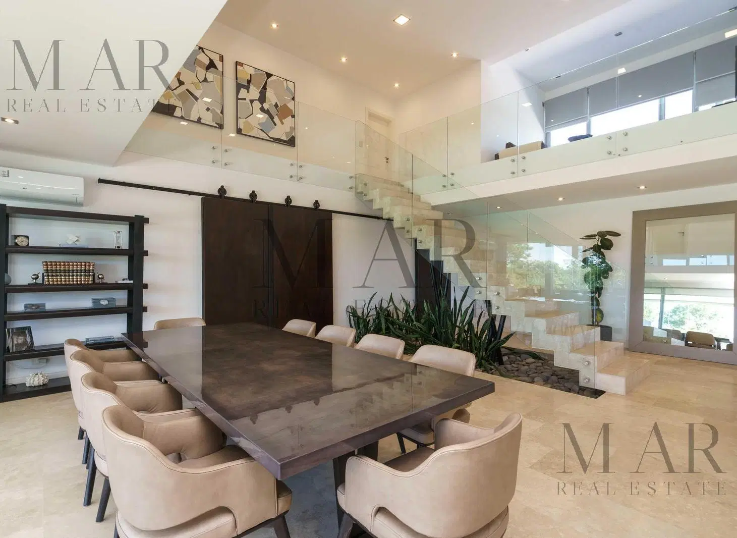 Casa en Venta en El Golf, Nordelta con 5 dormitorios en suite y vista al golf 5