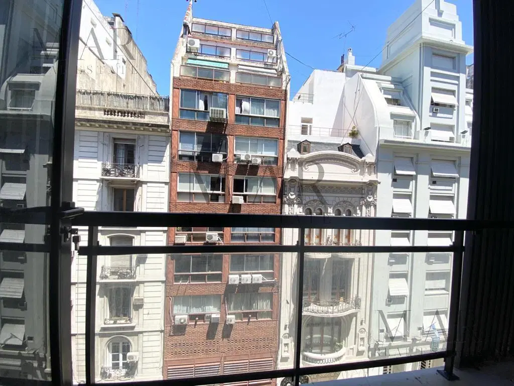 Alquiler Monoambiente dividido, con balcón, amoblado y equipado 2
