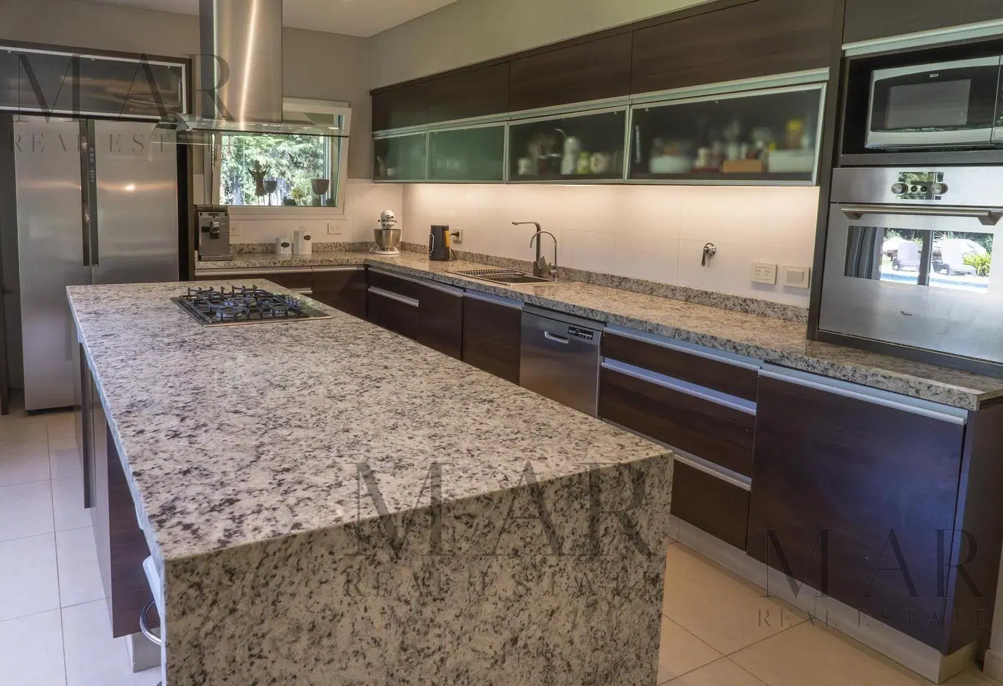 Casa en Venta Y Alquiler, 4 dormitorios   escritorio   dep. Barrio Altamira, Tigre 5