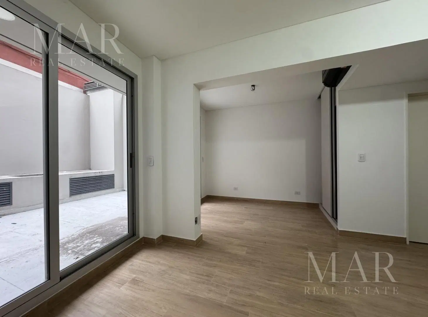 Departamento 2 ambientes con patio a estrenar 3