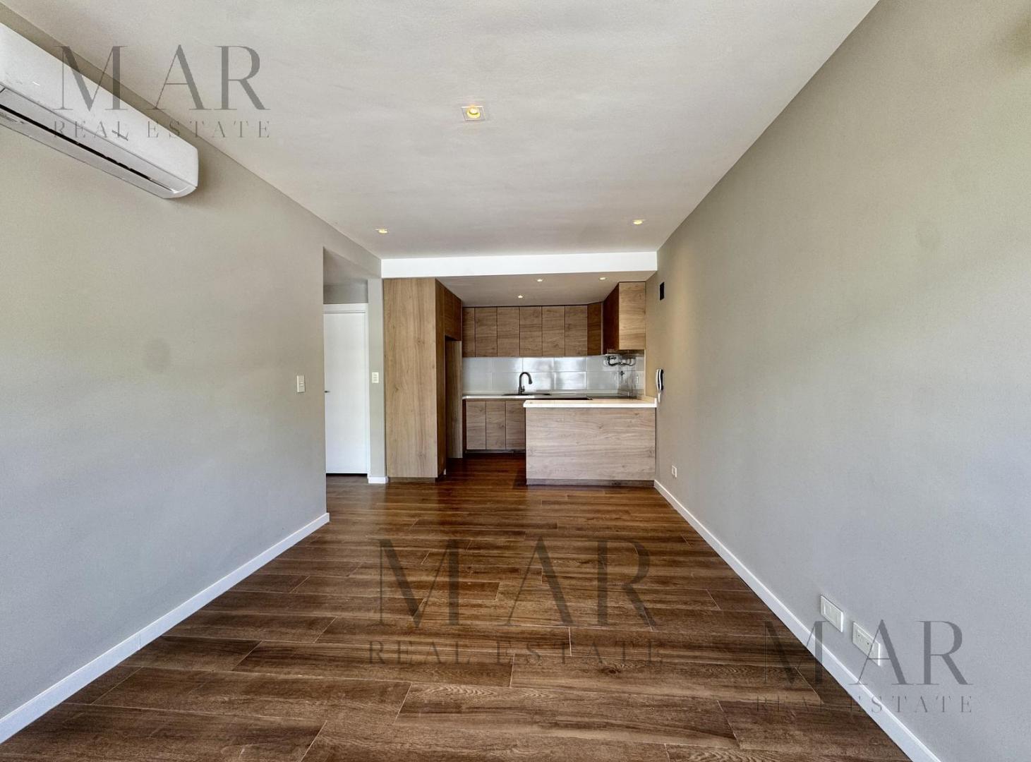 Foto de Departamento 3 ambientes estrenar con terraza y parrilla individual. Coghlan, imagen 1