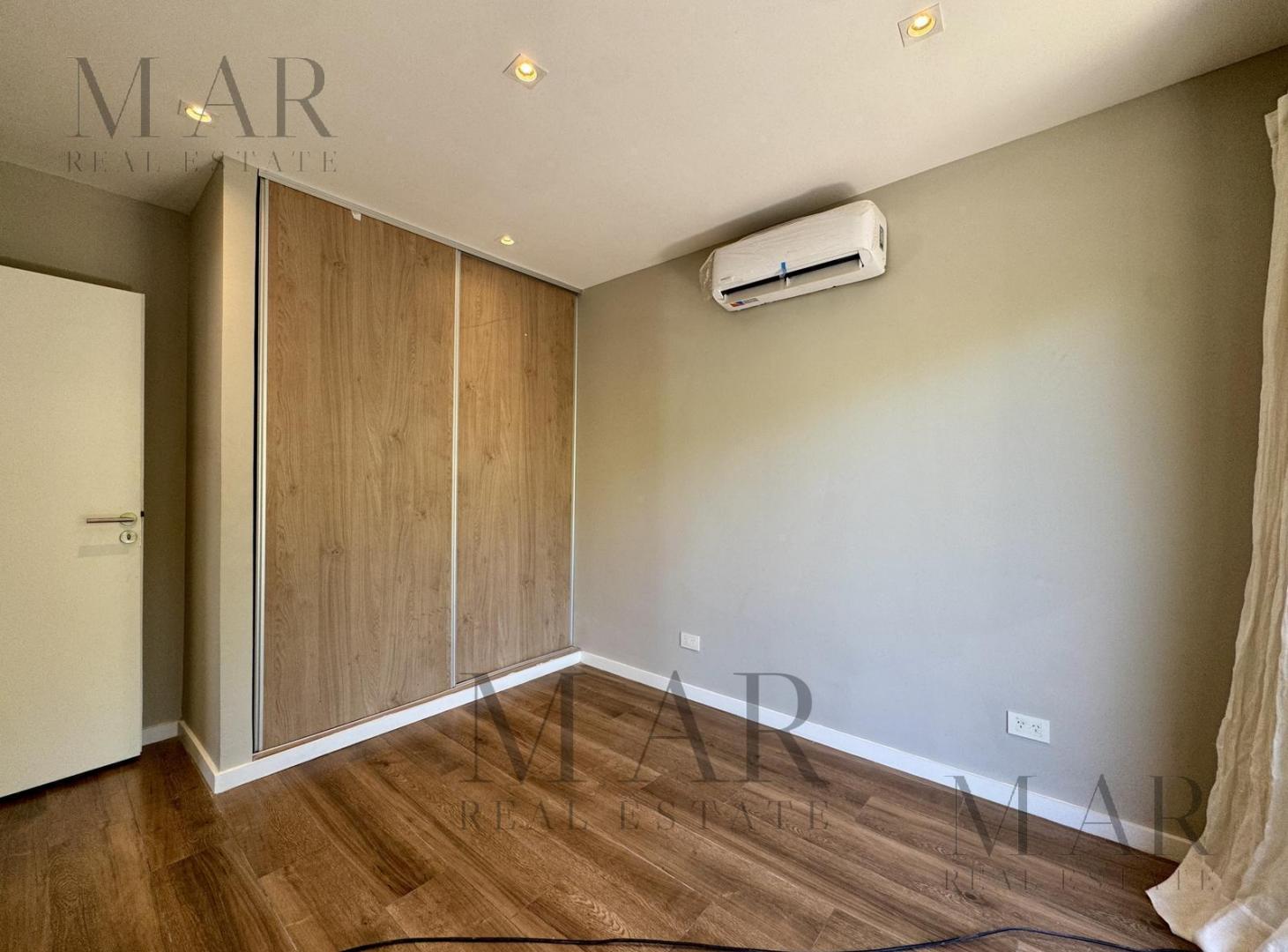 Foto de Departamento 3 ambientes estrenar con terraza y parrilla individual. Coghlan, imagen 4
