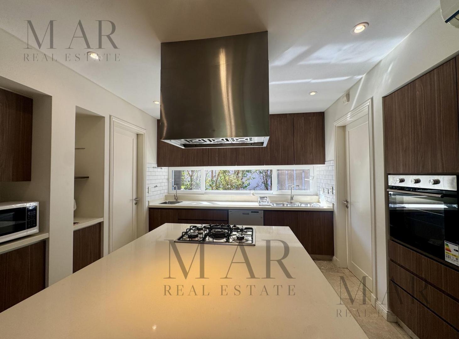 Foto de Casa en Venta y Alquiler en El Yacht, Nordelta con salida al río, imagen 1