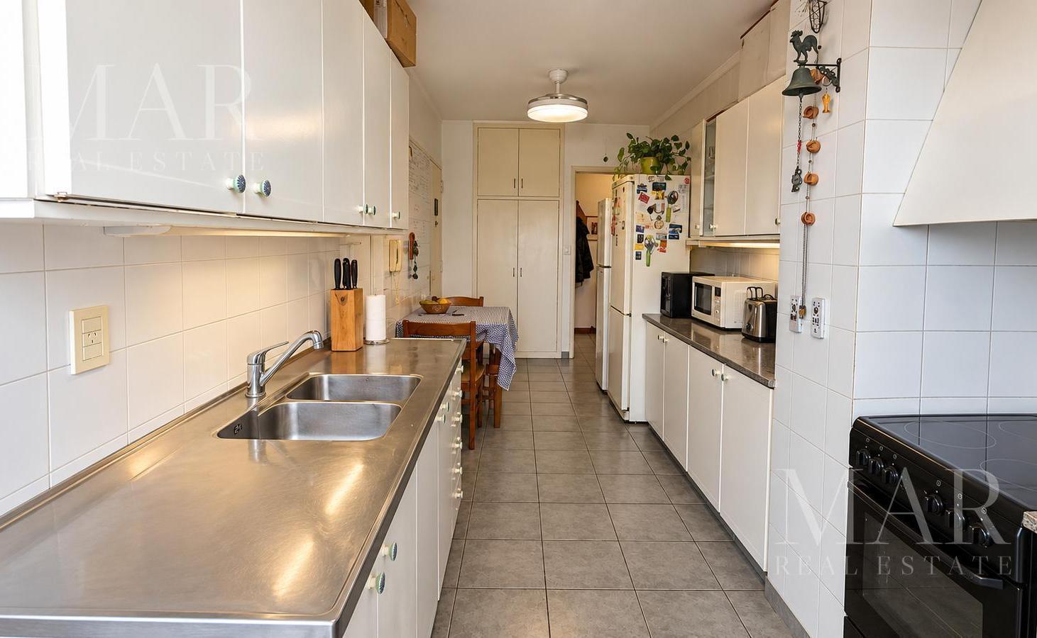 Foto de Alquiler departamento 4 ambientes mas dependencia y cochera - Olivos, imagen 5
