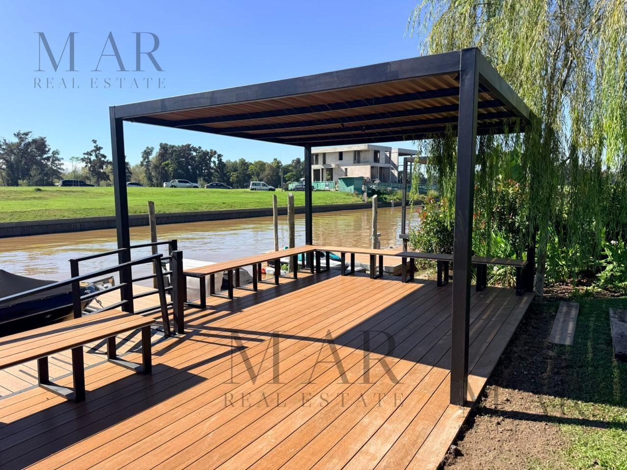 Foto de Casa en venta en el Yacht Nordelta con 4 dormitorios y salida al río, imagen 3