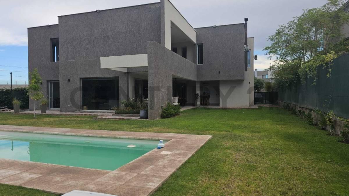 Propiedad en Argentina