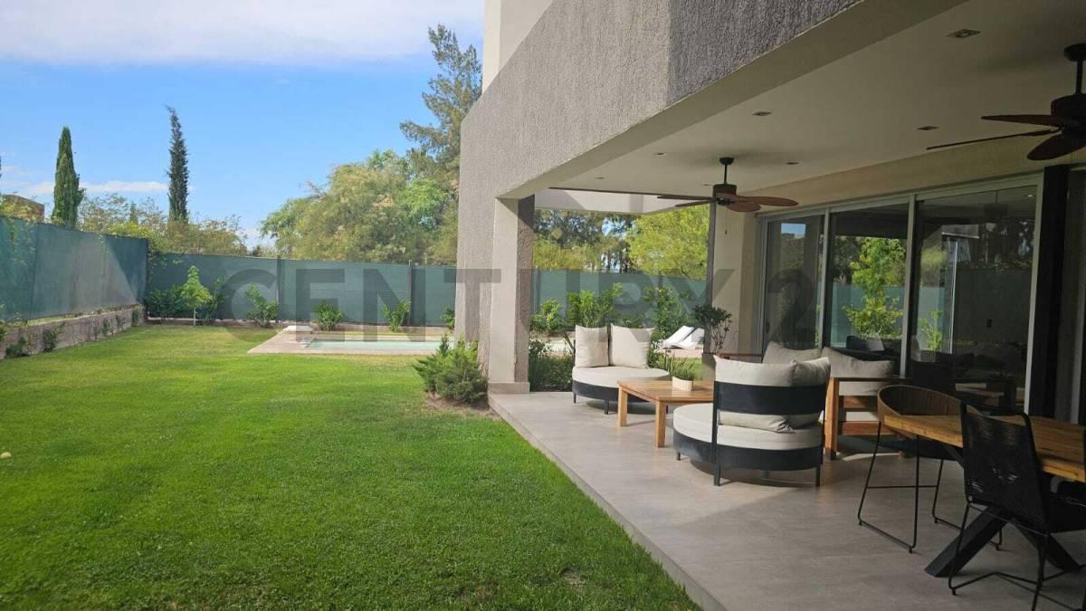 Casa de Categoría - Barrio Palmares Valley - Id: 3
