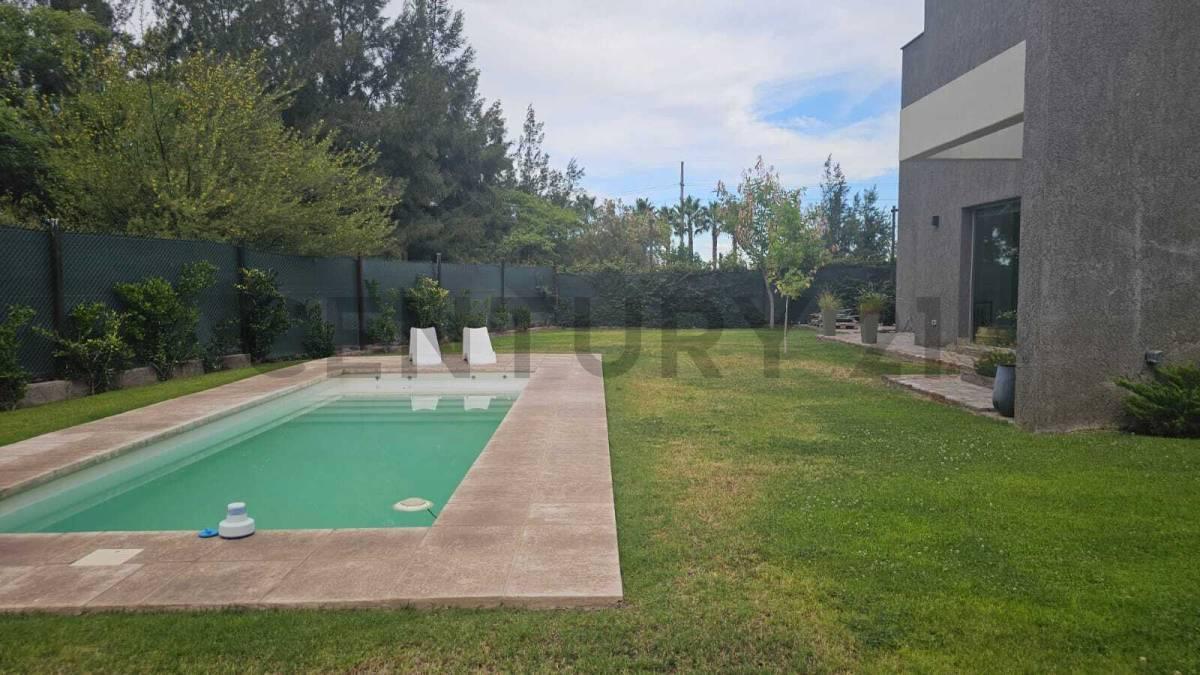Casa de Categoría - Barrio Palmares Valley - Id: 5