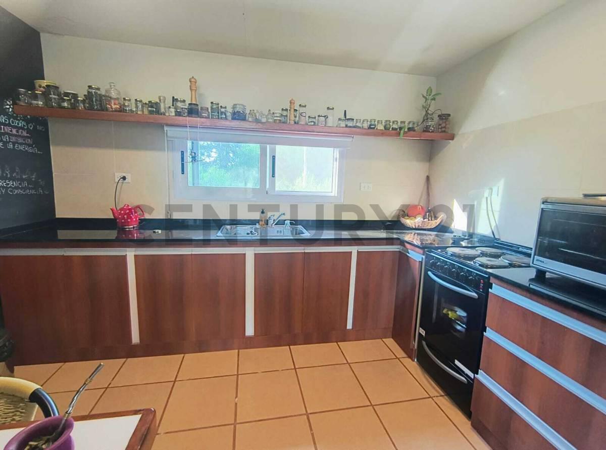Vendo Propiedad Ubicada en Perdriel 4