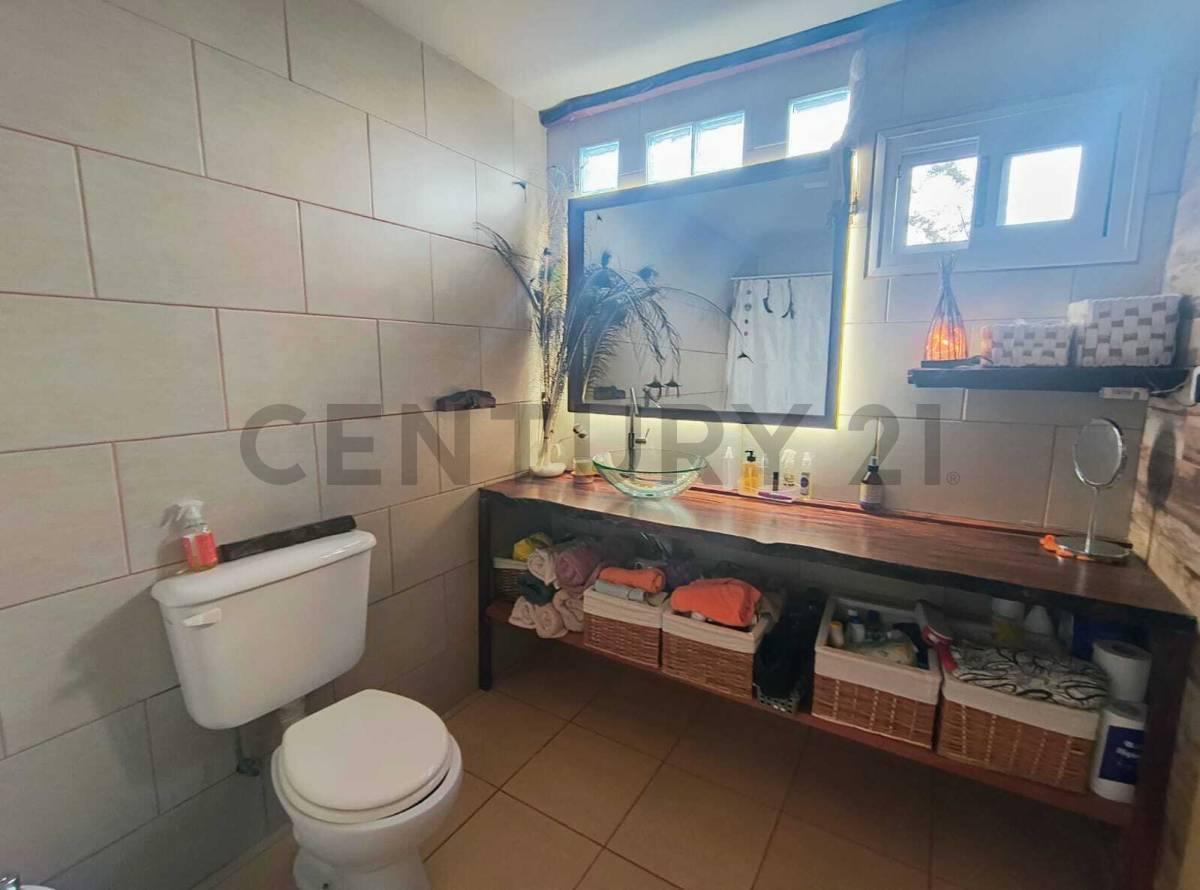 Vendo Propiedad Ubicada en Perdriel 5