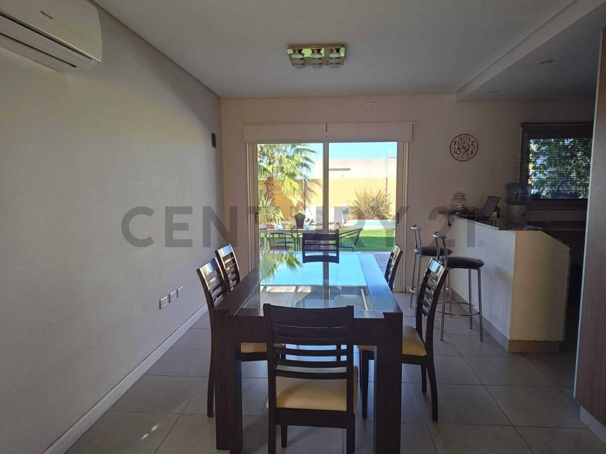 Casa en Venta Barrio La Bastilla - Mendoza - Id: 4