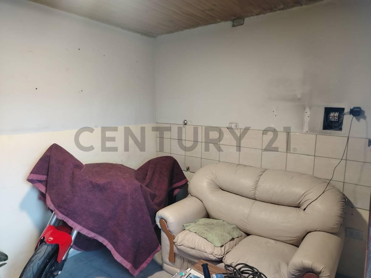 Foto de VENTA DE CASA Y DEPTO CON ENTRADA INDEPENDIENTE, imagen 2