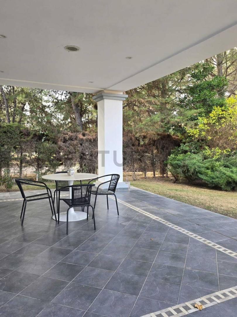Foto de CASA DE CATEGORIA EN VENTA BARRIO VISTALBA COUNTRY- VISTALBA - LUJAN DE, imagen 4