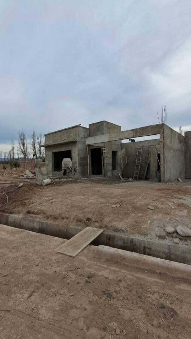 Foto de Casa en construcción en venta-B° Olivares de Vieytes, imagen 2