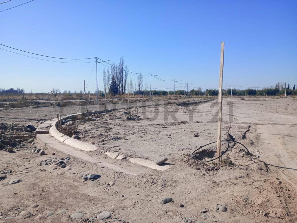 Foto de Century 21 Baigorria ofrece a la venta lote en el Barrio Privado Villa, imagen 4