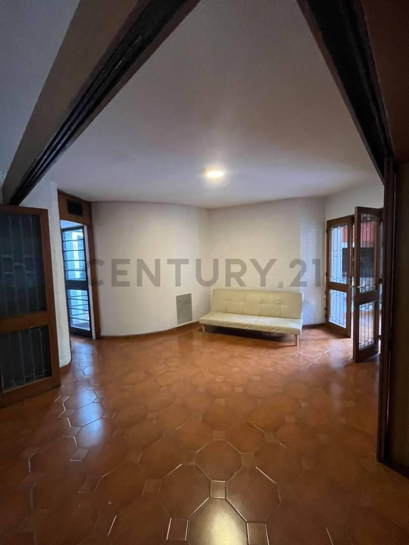 Foto de CASA + 2 UNIDADES FUNCIONALES | FINANCIACIÓN PROPIA | QUINTA SECCIÓN, imagen 2