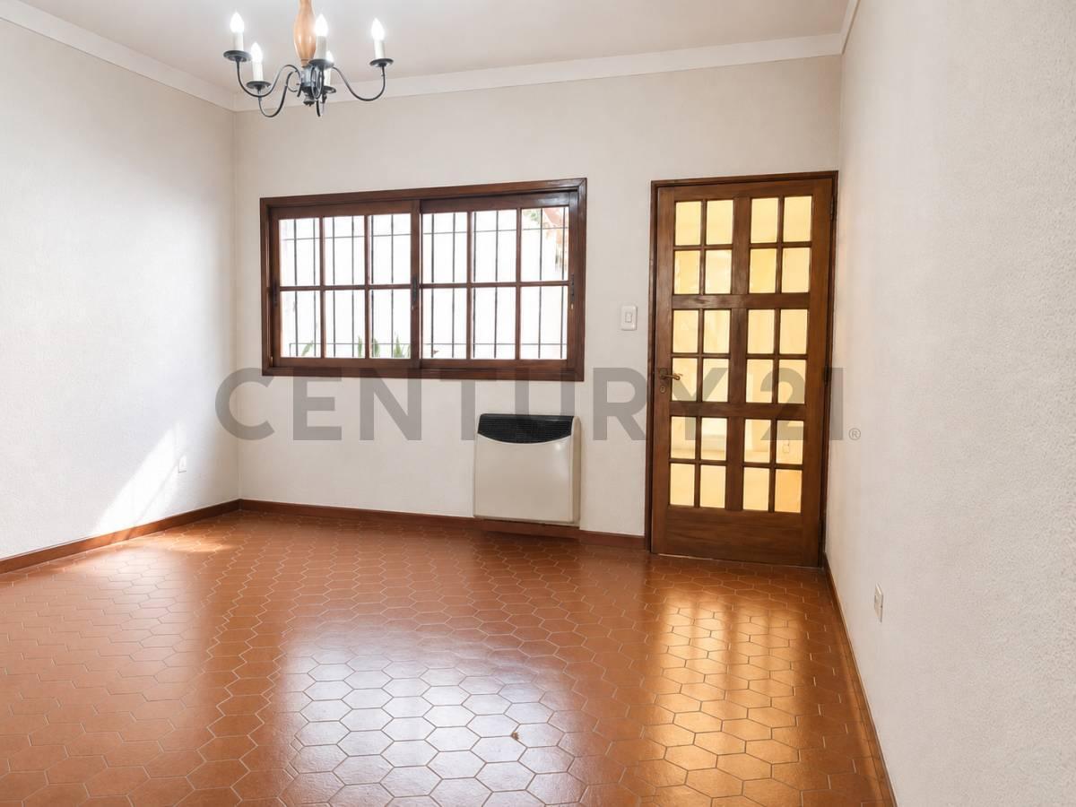 Foto de CASA EN VENTA - APTA CREDITO- GODOY CRUZ - MENDOZA, imagen 4