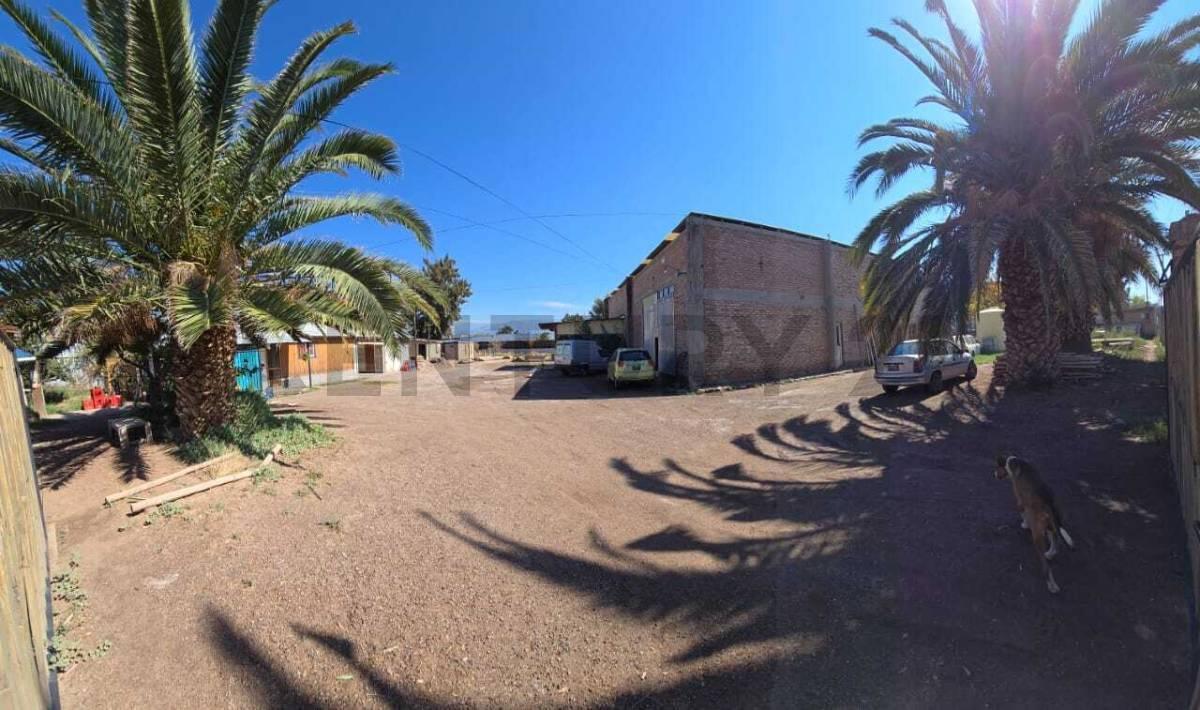 Foto de Galpón en venta en Parque Industrial Las Heras con terreno de 2.000 m², imagen 4