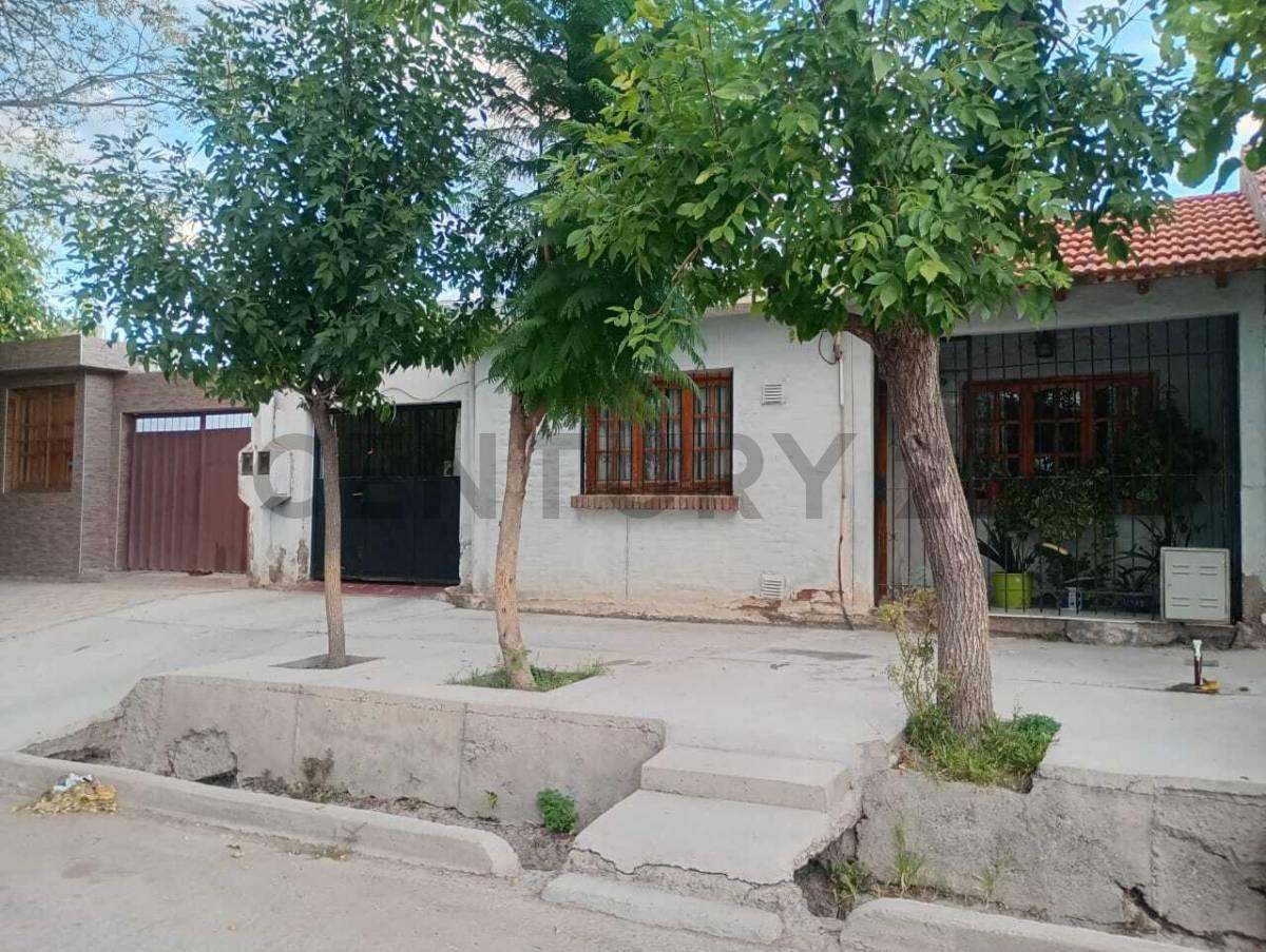 VENTA DE CASA DE 3 DORMITORIOS EN COSTA DE ARAUJO, LAVALLE, MENDOZA. ID: 332020