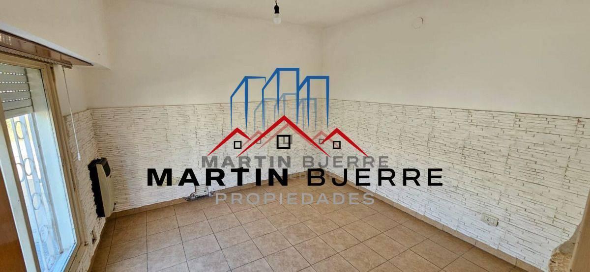 Foto de Venta Casa 4 ambientes en Aldo Bonzi, La Matanza, imagen 5