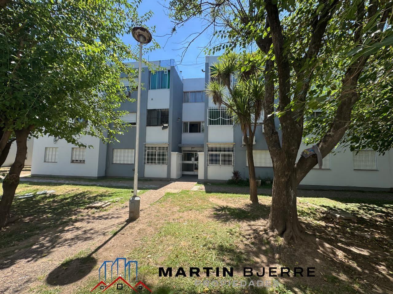Foto de VENTA DEPARTAMENTO 3 AMBIENTES EN BARRIO UPCN, CIUDAD EVITA, LA MATANZA, imagen 2
