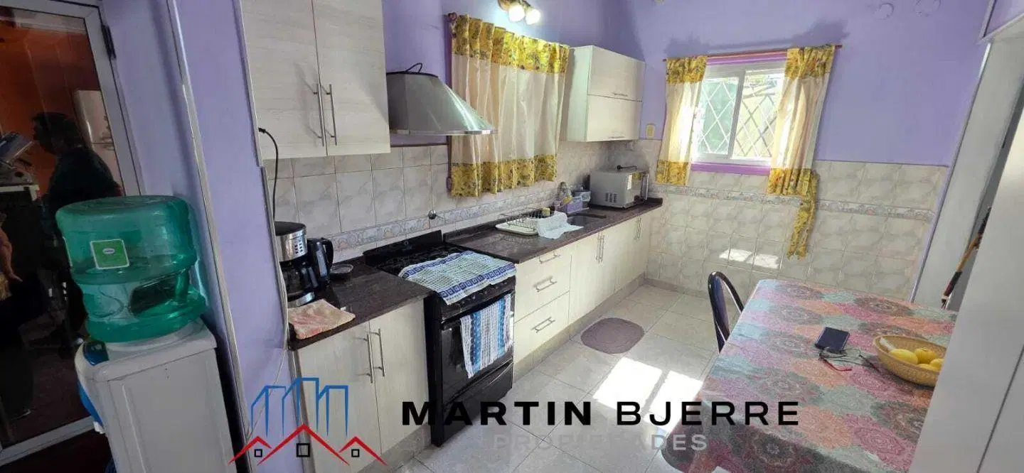 Venta de Casa 5 Ambientes en Circ. 4, Ciudad Evita 4