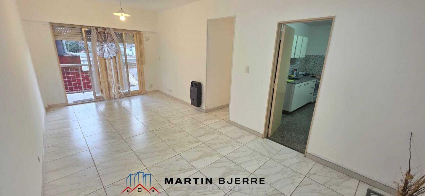 Foto de VENTA DE DEPARTAMENTO 3 AMBIENTES EN BARRIO ALAS, CIUDAD EVITA, LA, imagen 2