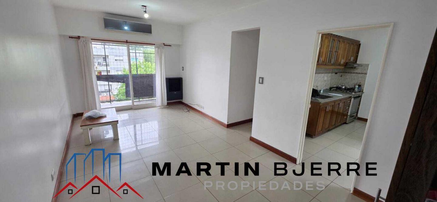 Foto de ALQUILER DE DEPARTAMENTO 3 AMBIENTES EN BARRIO ALAS, CIUDAD EVITA, LA, imagen 1