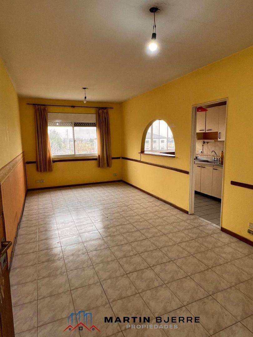 Foto de ALQUILER DE DEPARTAMENTO 4 AMBIENTES, CIUDAD EVITA, LA MATANZA., imagen 1