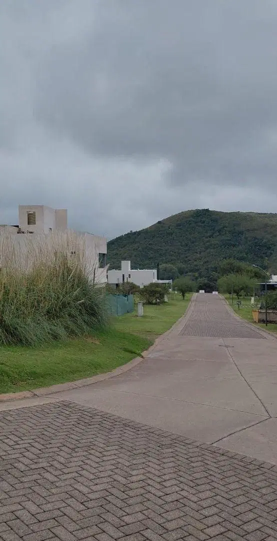 LOTE EN VENTA COLINAS DE LA DESEADA NO PERIMETRAL - LIQUIDO!! 2