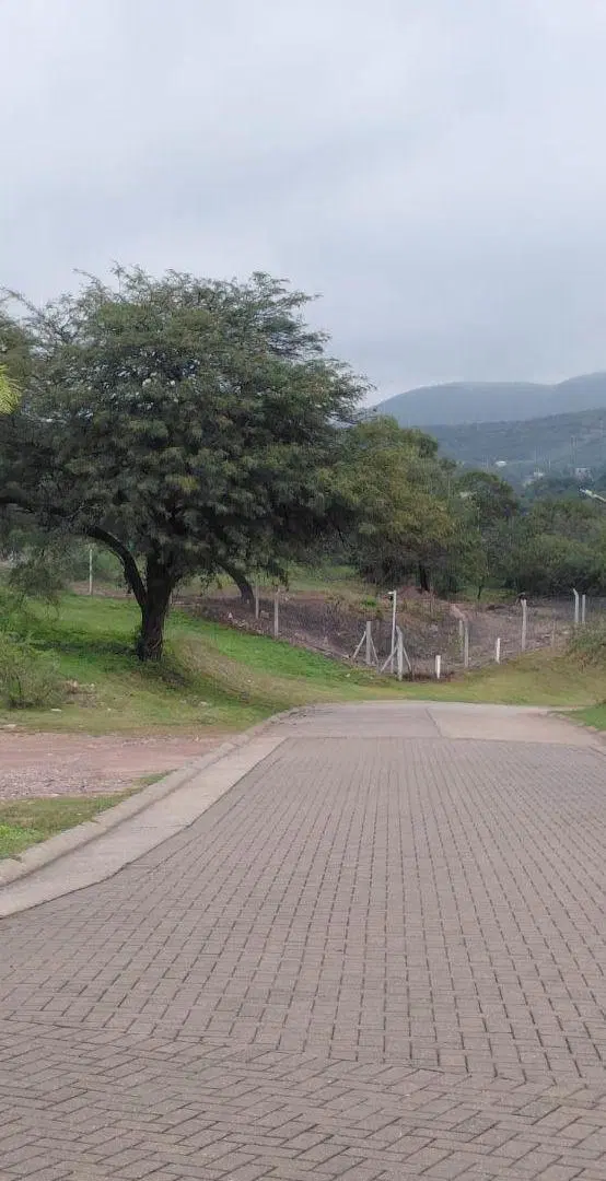LOTE EN VENTA COLINAS DE LA DESEADA NO PERIMETRAL - LIQUIDO!! 3