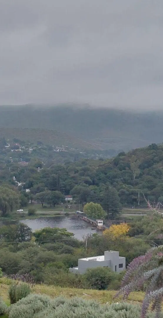 LOTE EN VENTA COLINAS DE LA DESEADA - CON PENDIENTE Y VISTA A LA MONTAÑA 1