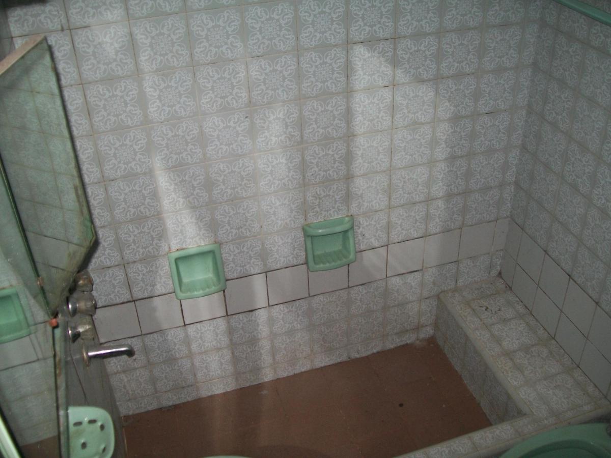 Casa S/ Lote Ppio. 8,66 X 27 6 Amb o P/ 2 Flias. C/ Gge. y Tza - T/val. Esc. Ofta 3