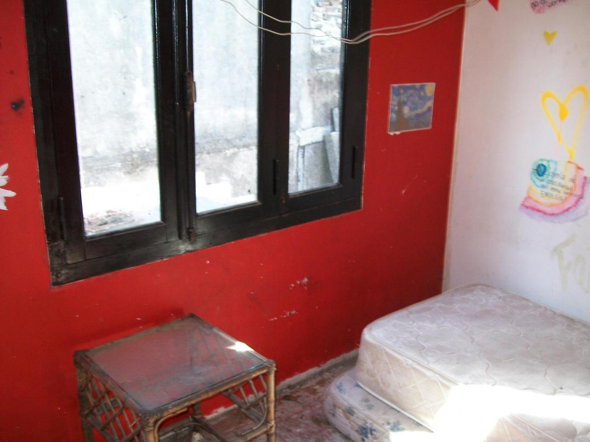Casa S/ Lote Ppio. 8,66 X 27 6 Amb o P/ 2 Flias. C/ Gge. y Tza - T/val. Esc. Ofta 2