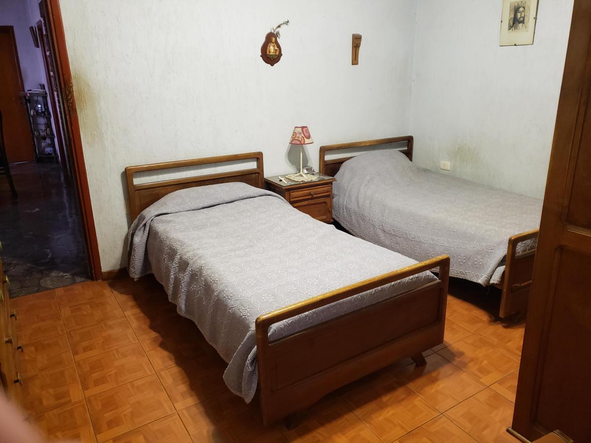 Casa 6 Amb. Multifamiliar Exel. Esc. fta T/ Men Valor o Vehículo en Pte de Pago 4