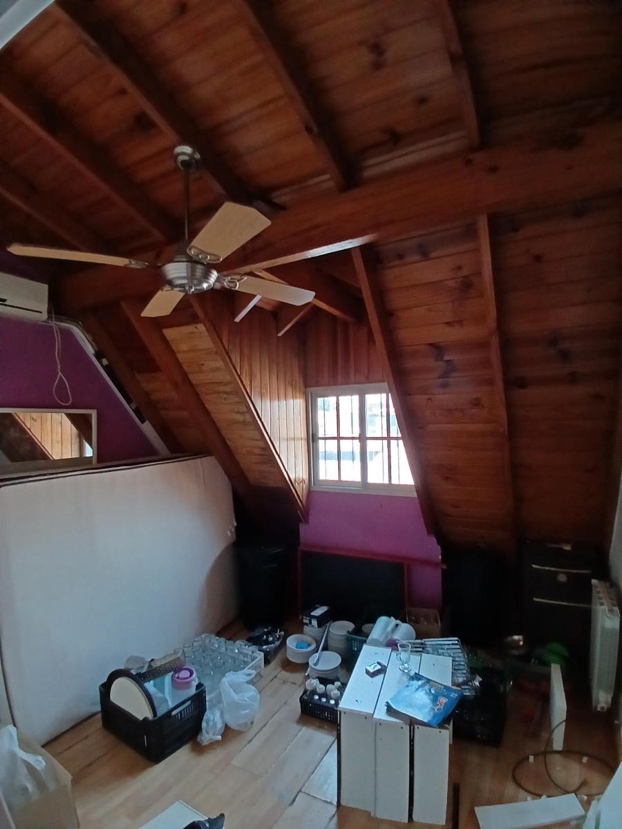 Hermoso y Amplio Triplex 5 Amb (4 Dorm. 3 Baños) con Cochera y Fdo C/ Parrilla 1