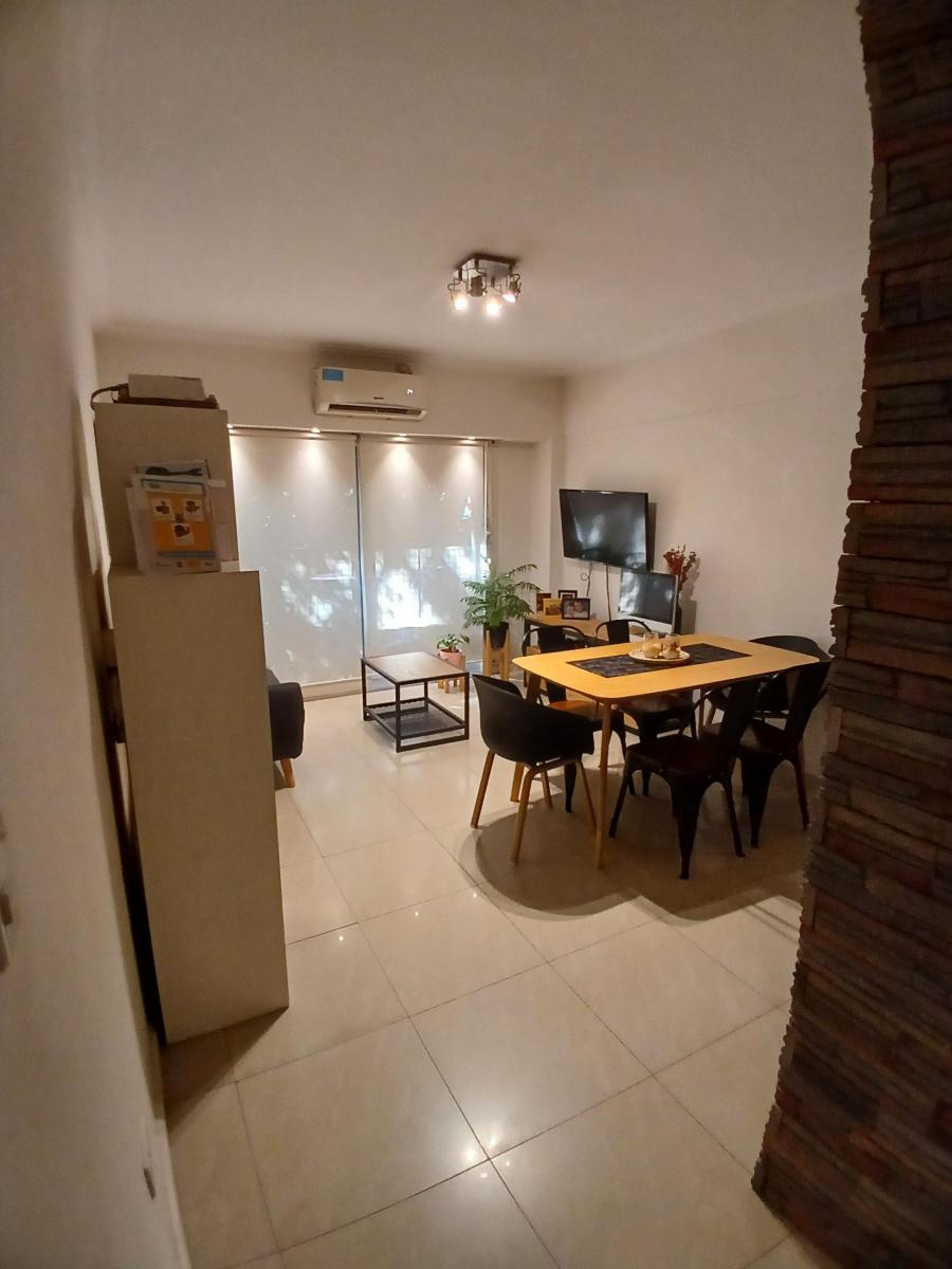 Foto de APTO CREDITO BANCARIO HERMOSO DEPTO 3 AMB. AL FTE C/BALCON EN LO MEJOR, imagen 3